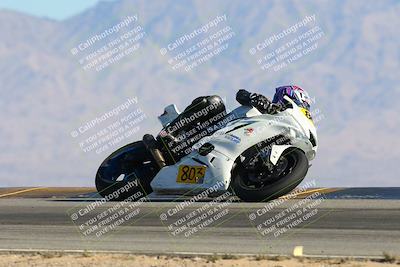 media/Jan-12-2025-CVMA (Sun) [[be1d2b16e3]]/Race 3-Amateur Supersport Middleweight/